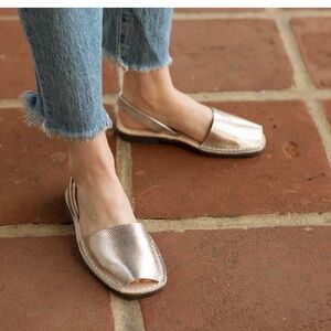 The Spanish Monarca Rose Gold Leather Flat Sandals Sandals Size 37